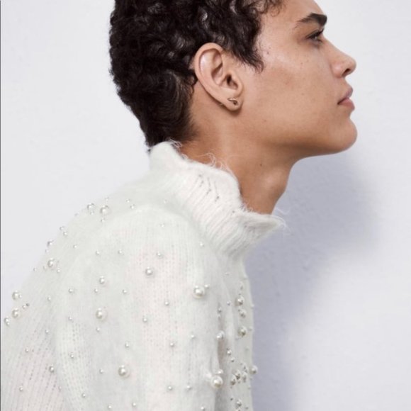 Zara Knit Sweater With Pearl Embellishments - Picture 2 of 16